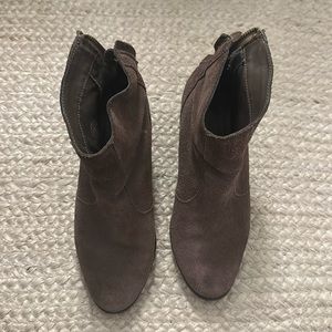 Well worn mauve suede booties